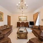 Bella Sole Villa *