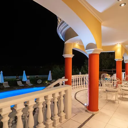 Bella Sole Villa Kalipádhon